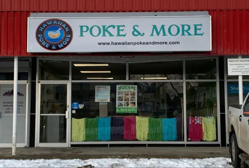 Photo showing Poke & More Canada