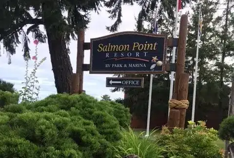 Salmon Point Restaurant & Bar