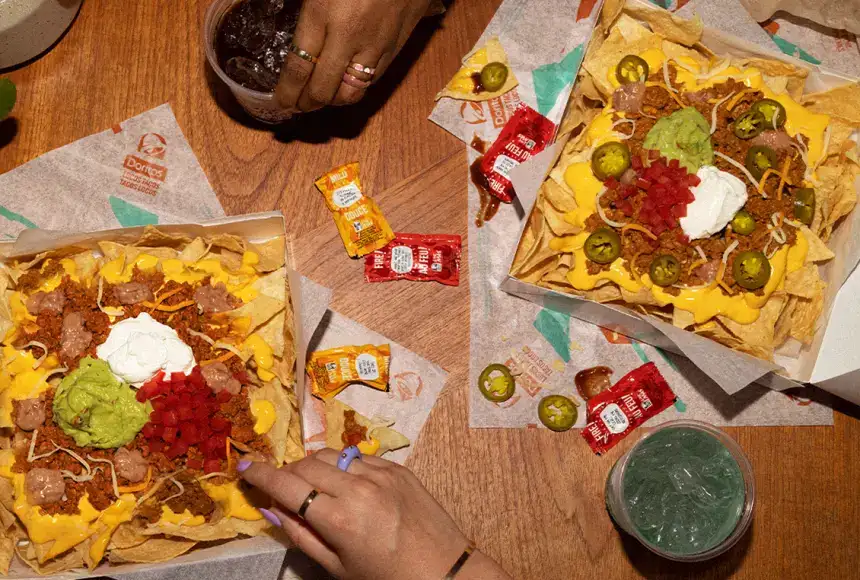 Photo showing KFC/Taco Bell - Strathroy