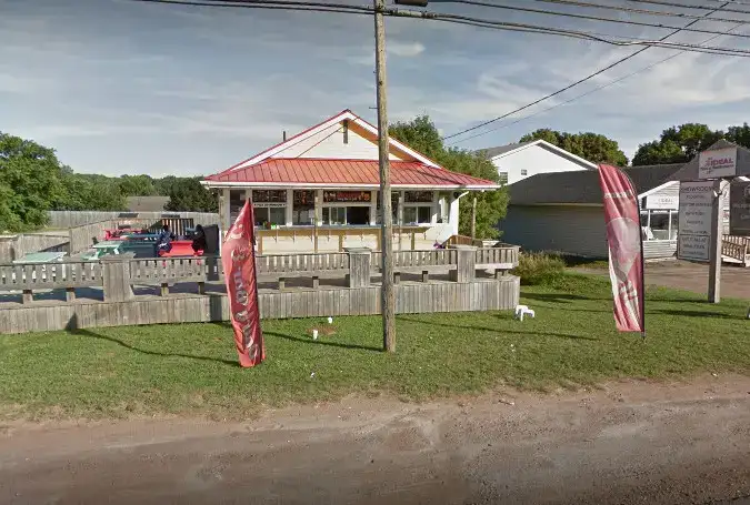 Deckers Dairy Bar And Grill