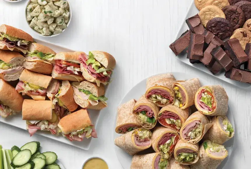 Photo showing Dagwoods Sandwichs Et Salades